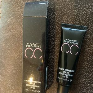 MAC NEW Prep & Prime CC in “Illuminate”